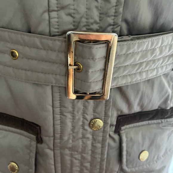 Barbour Women's Tan Quilted Jacket - Picture 10 of 14